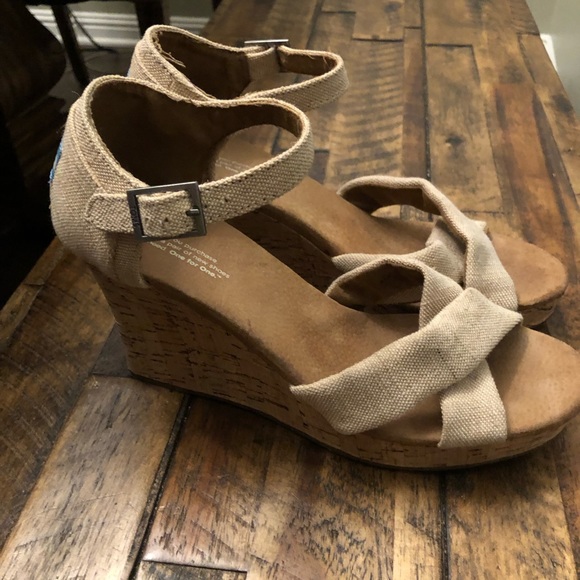 Toms Shoes - Toms Wedges